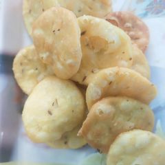 A picture of Farsi puri.