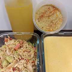 Foto principal de Crockpot: caldo, hummus de lentejas, pollo y crema de calabaza