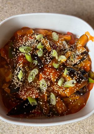 A picture of Sweet and sour aubergine.