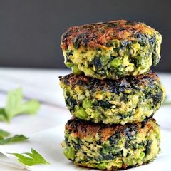 A picture of Methi matter malai patties.