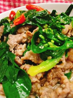 芥蘭花炒牛肉 的食譜成品照片