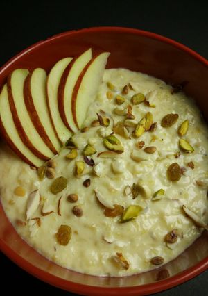 A picture of Apple kheer.