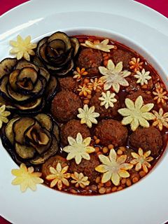 عکسی از دستور خورشت قیمه بادمجون با گوشت قلقلی و غوره