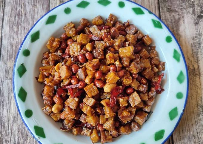 Cara Gampang Membuat Kering tempe kacang Anti Gagal