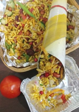 A picture of Jhal Muri.