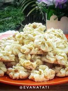 Foto resep Semprit Sagu Keju #selasabisa