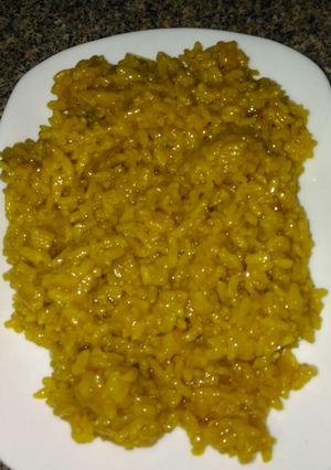Una foto de Arroz con cúrcuma
