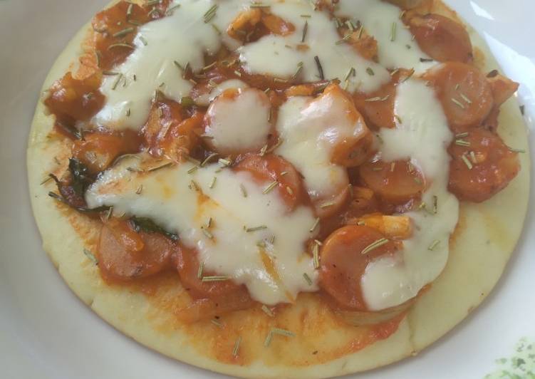 Cara Gampang Menyiapkan Pizza Mini Bolognese Rosemary Anti Gagal