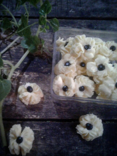 Foto resep Semprit susu 3 bahan