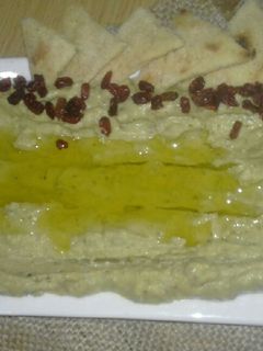 صورة لوصفة طريقة الحمص بالبيستو صوص