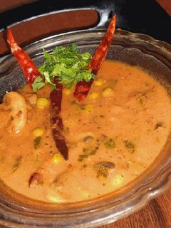 मटर मशरुम की सब्जी (mutter mushroom ki sabji recepie in hindi) रेसिपी मुख्य फोटो