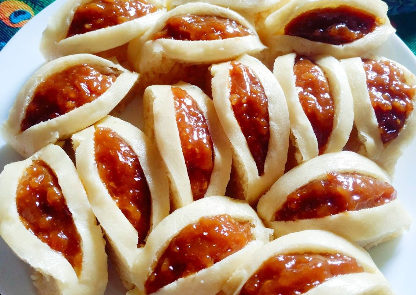 Roti kukus selai / kue belahan jiwa