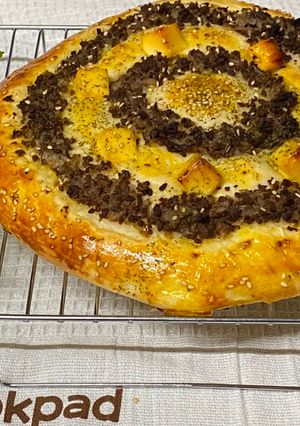 A picture of Beef Bread.