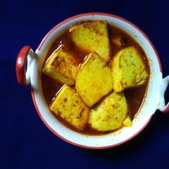 A picture of Kashmiri Laal paneer.