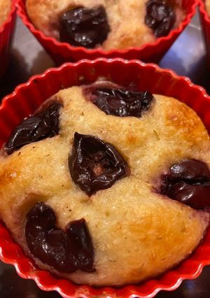 TudatosantESZEM túrós-meggyes muffin (gm is készíthető, fogyókúrába illeszthető, este is ehető) recept fotója
