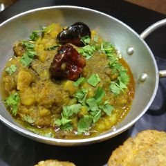 Mathura ke Dubki valle Aloo Sabji A picture of Mathura ke Dubki valle Aloo Sabji.
