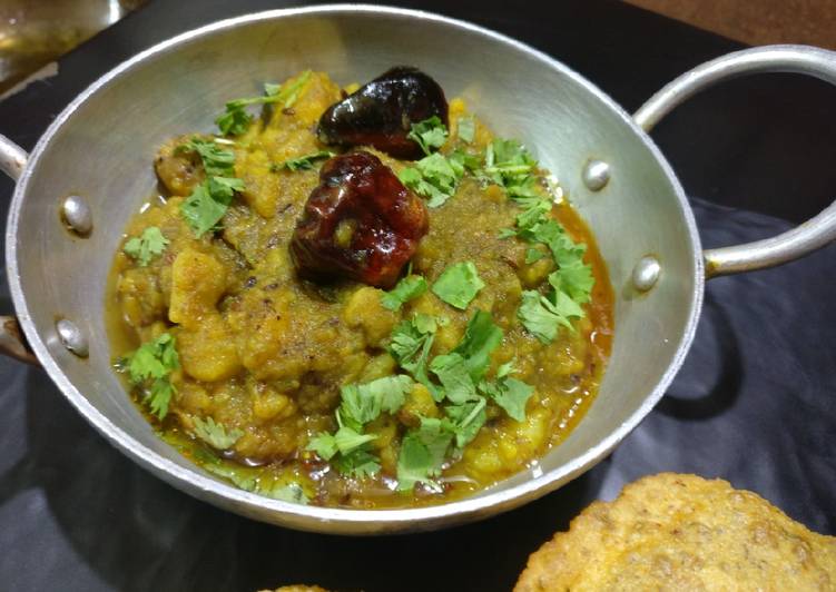 How to Make Any-night-of-the-week Mathura ke Dubki valle Aloo Sabji