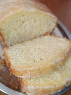 Una foto de Budín de limón súper fácil