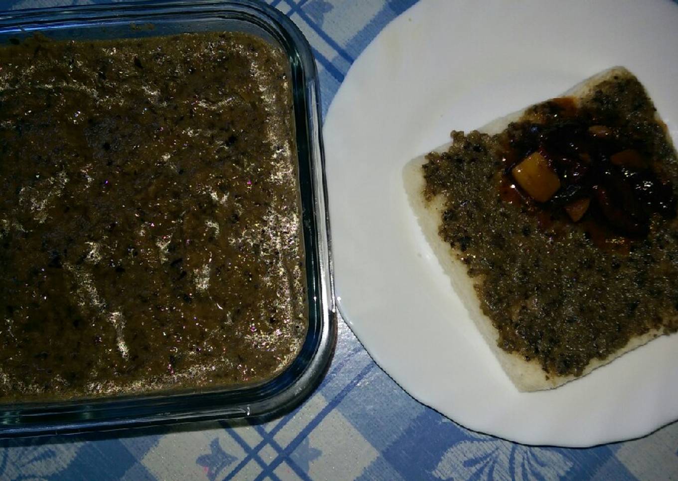 Paté de aceitunas y cebolla
