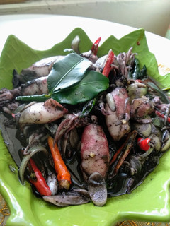 Foto resep Tumis Cumi Pedas Bumbu Iris