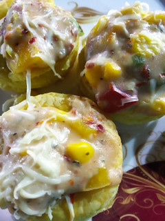 ચીઝ મસાલા પાપડ બાઇટ્સ (Cheese Masala Papad Bites Recipe In Gujarati) રેસીપી મુખ્ય ફોટો