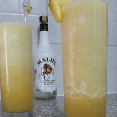 A picture of Pineapple Rum Slushie.