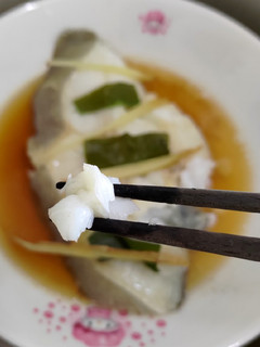 (電鍋)清蒸大比目魚 的食譜成品照片