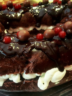 Una foto de Roscón de Reyes de Chocolate