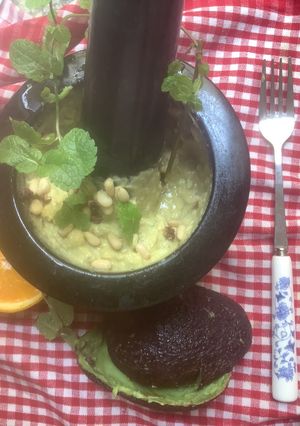 A picture of Easy Guacamole.