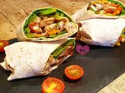 Una foto de wraps de pollo