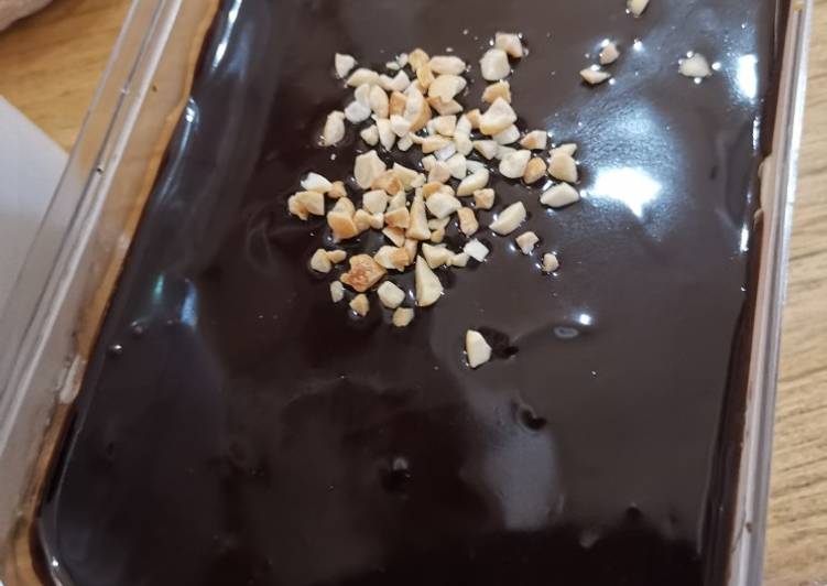 Resep Choco cheese peanut butter dessert box Mudah