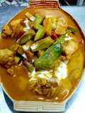 แกงกะทิไก่ใส่สะตอ