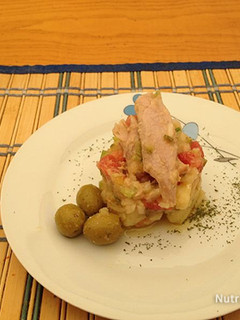 Una foto de Ensalada de patatas con verdura de temporada