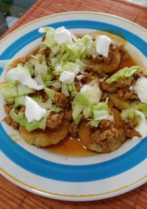 A picture of Colima-Style Sopes.