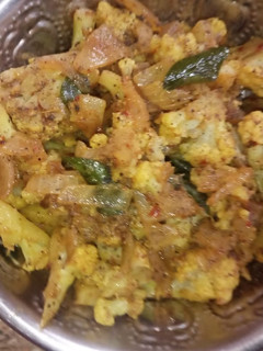 காலிஃப்ளவர் பெப்பர் ஃப்ரை செய்முறை முக்கிய புகைப்படம்