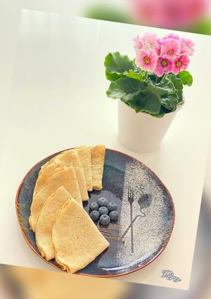A picture of Oatmeal Crêpes.