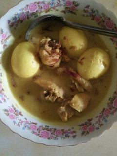 Foto resep Opor Kuning Ayam dan Telur