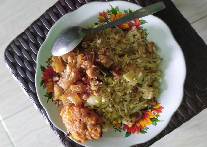 Nasi Goreng Putih ala Mou