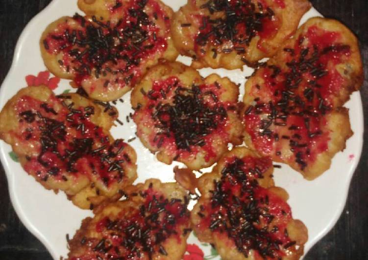 Langkah Mudah untuk Membuat Pisang goreng selai Strawberry 🍮 yang Menggugah Selera