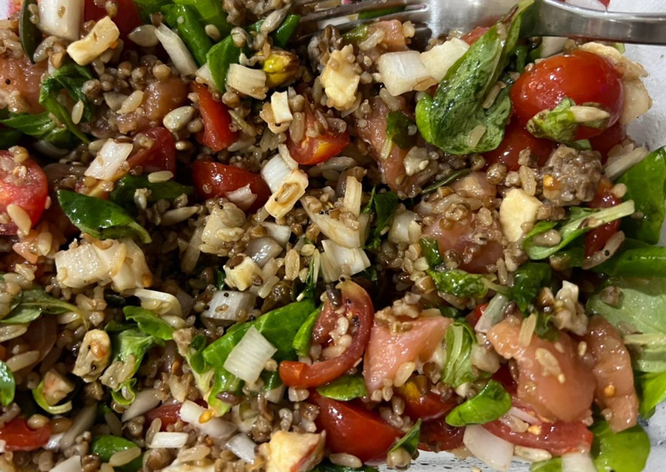 Ensalada de arroz con salmón