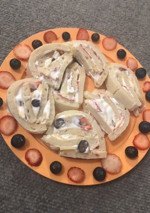 A picture of Japanese Fruit cake.