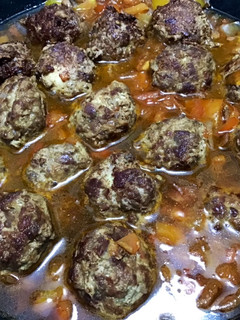A picture of Hamburger Meatballs in Soy Sauce.