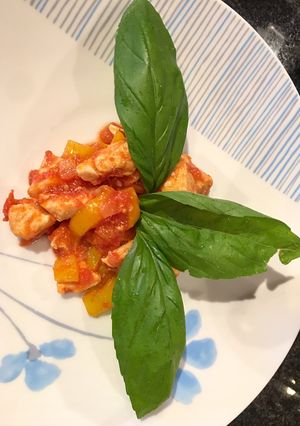 Foto di Pollo peperoni e basilico