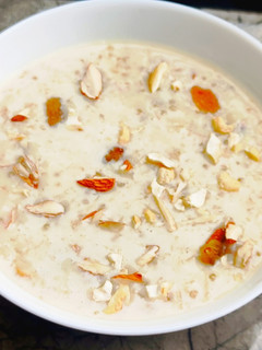 रताळे साबुदाणा खीर (ratale sabudana kheer recipe in marathi) रेसिपी चे मुख्य फोटो