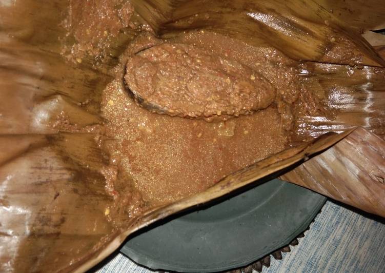 Cara buat Botok Ikan Jambal bumbu kluwek extra Hot yang enak Untuk Jualan