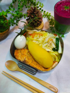 義式香料鮭魚佐食蔬地瓜 的食譜成品照片