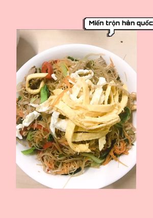 Hình của món Miến trộn Hàn Quốc.