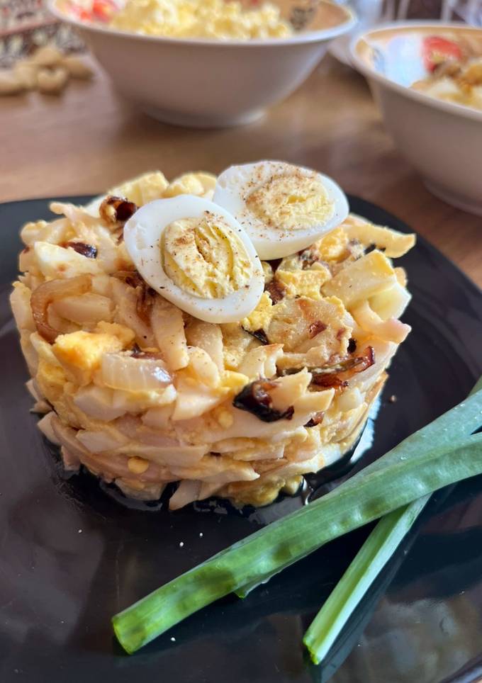 Салат з кальмаром