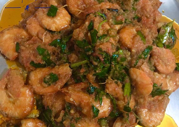 Cara Gampang Membuat Udang Woku yang Enak Banget