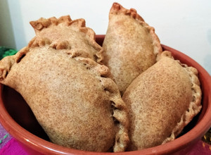 Una foto de Empanadas integrales vegetarianas 🥟🥟